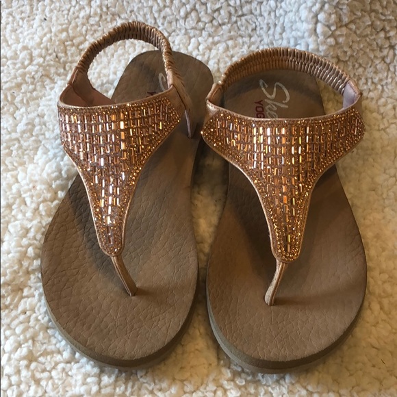 skechers sandals rose gold